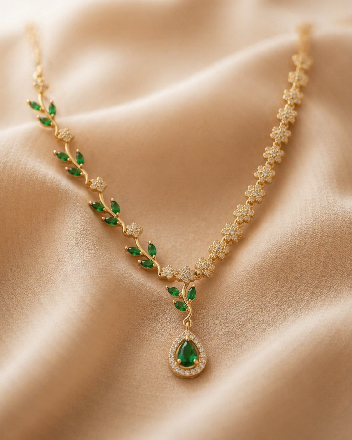 Emerald Bloom Luxe Necklace Set