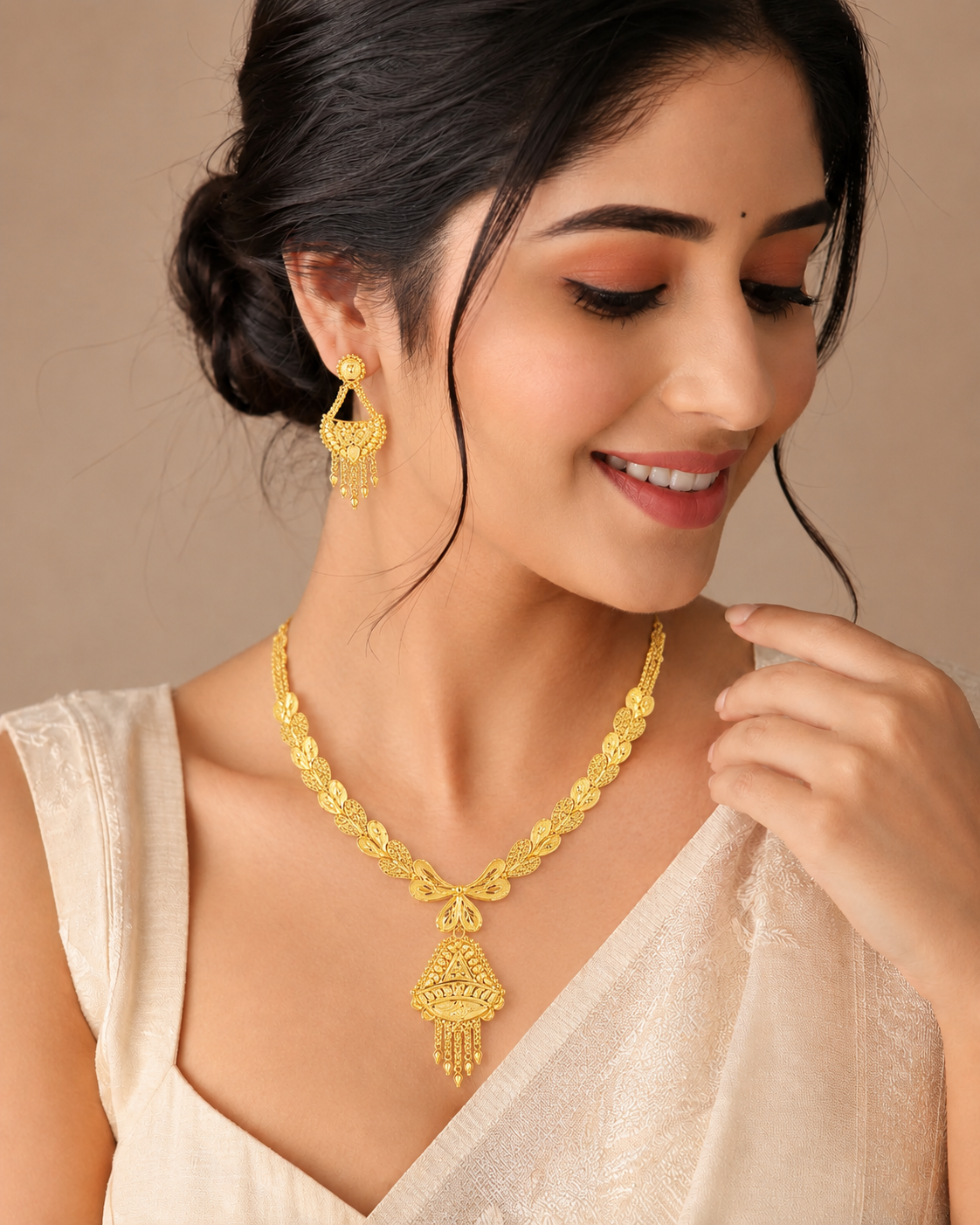 Leaf Elegance Gold Mangalsutra Set