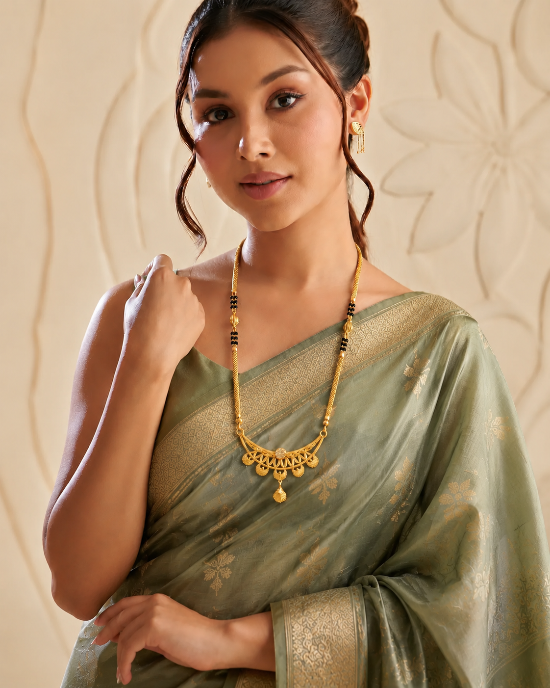 Grace Arc Gold Mangalsutra